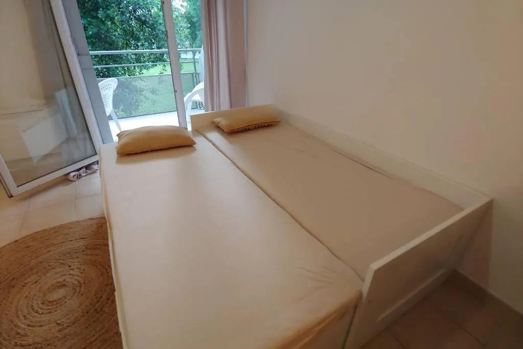 Le Petit Nid Perche Apartment Arles